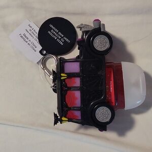 Body and Bathworks Halloween Car LIGHT UP AND MAKE SOUND pocket sanitzer holder